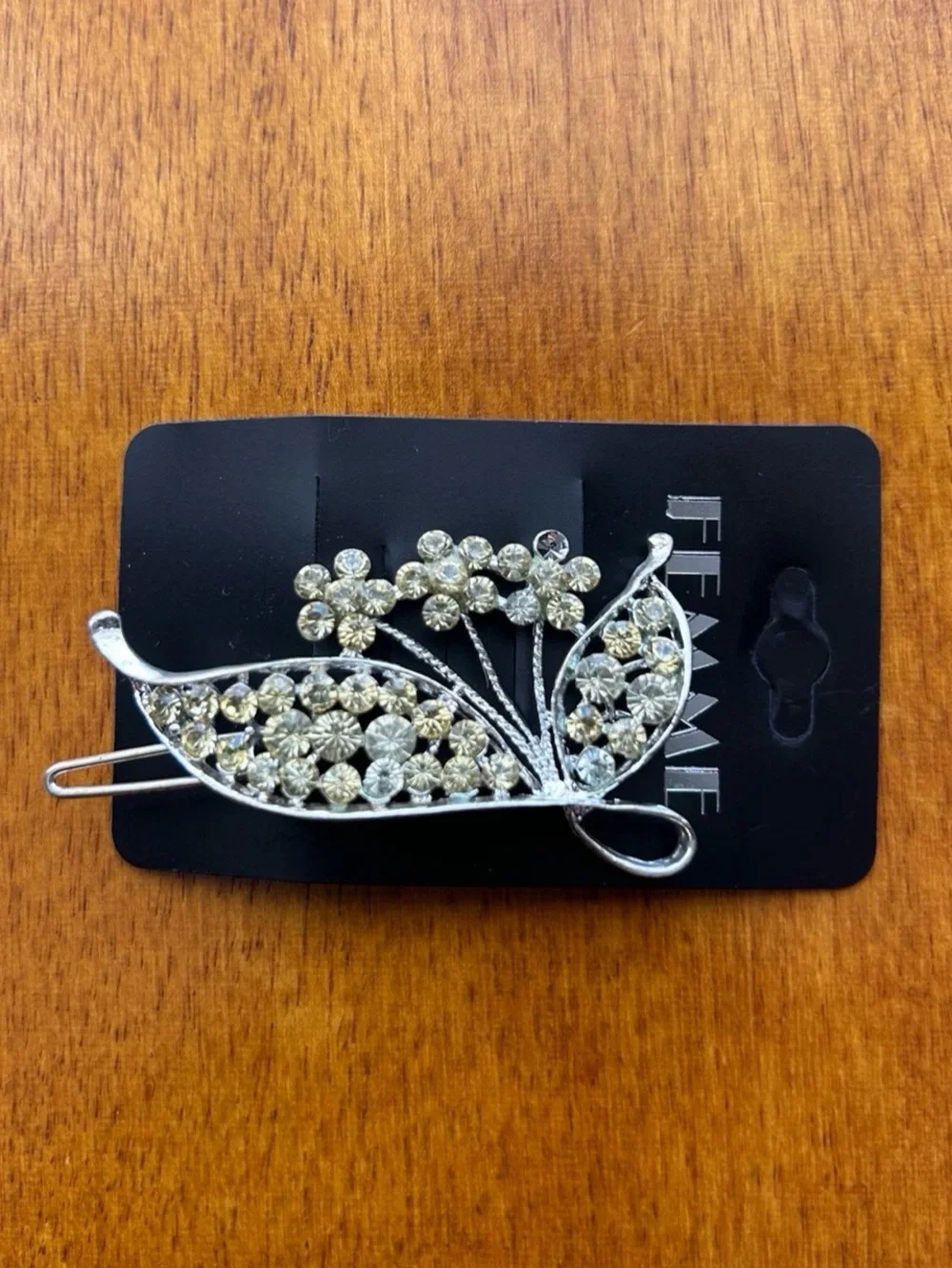 New Femme hair clip